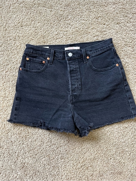 Levi's Pants - Levi’s Premium Ribcage black denim Jean shorts